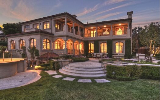 Know Why Top Real Estate Brokers Are Essential for Property Success 9 Top real estate brokers in Orange County